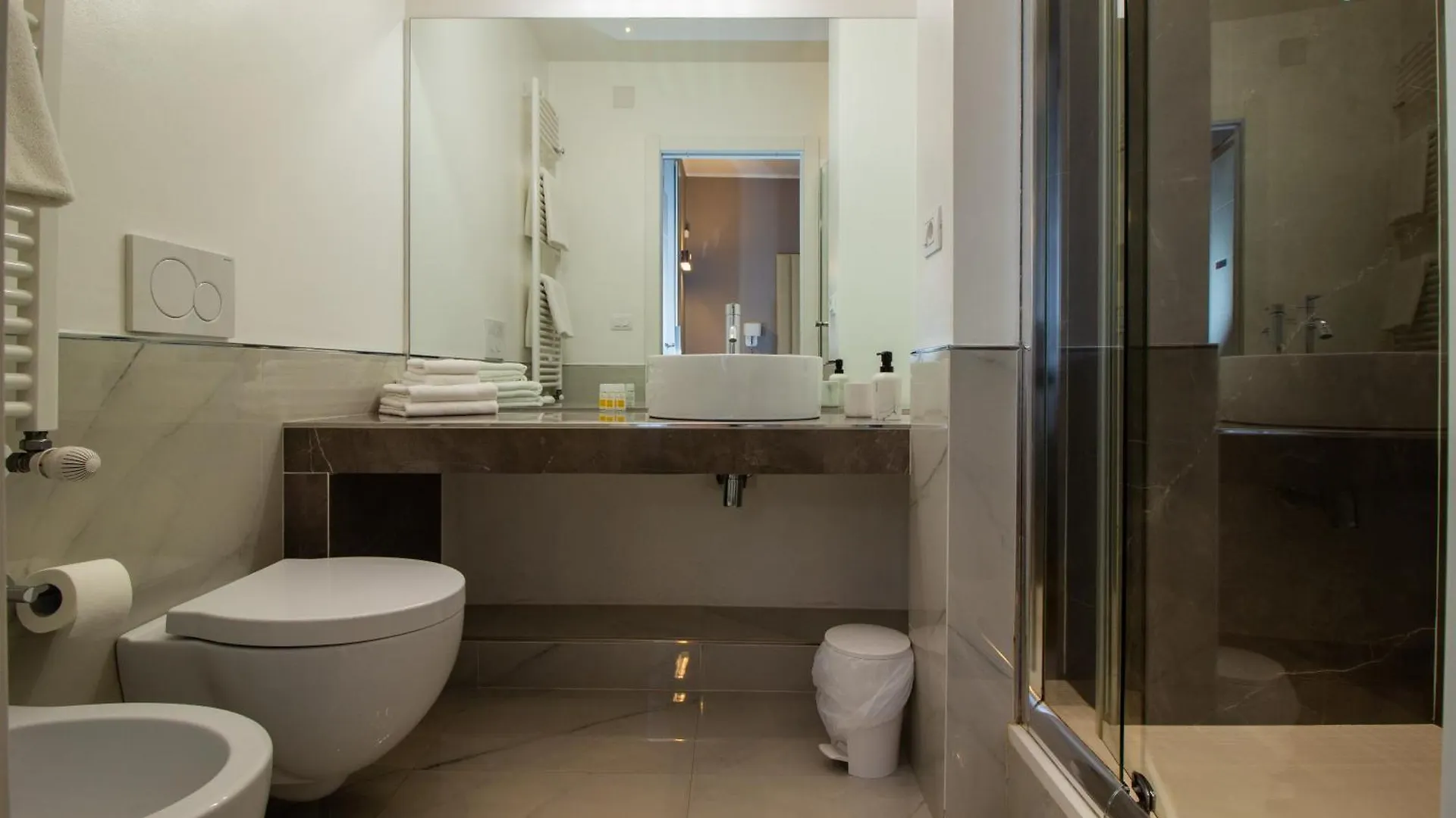 Album Boutique Rooms Sassari Bed & Breakfast