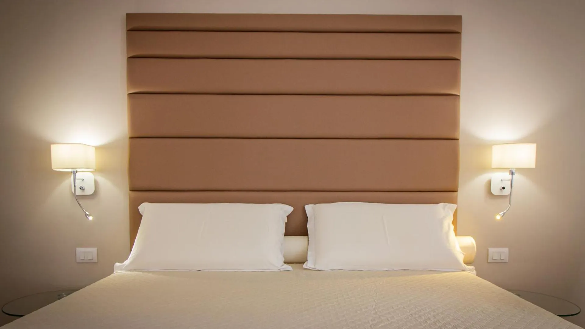 Album Boutique Rooms Sassari Włochy