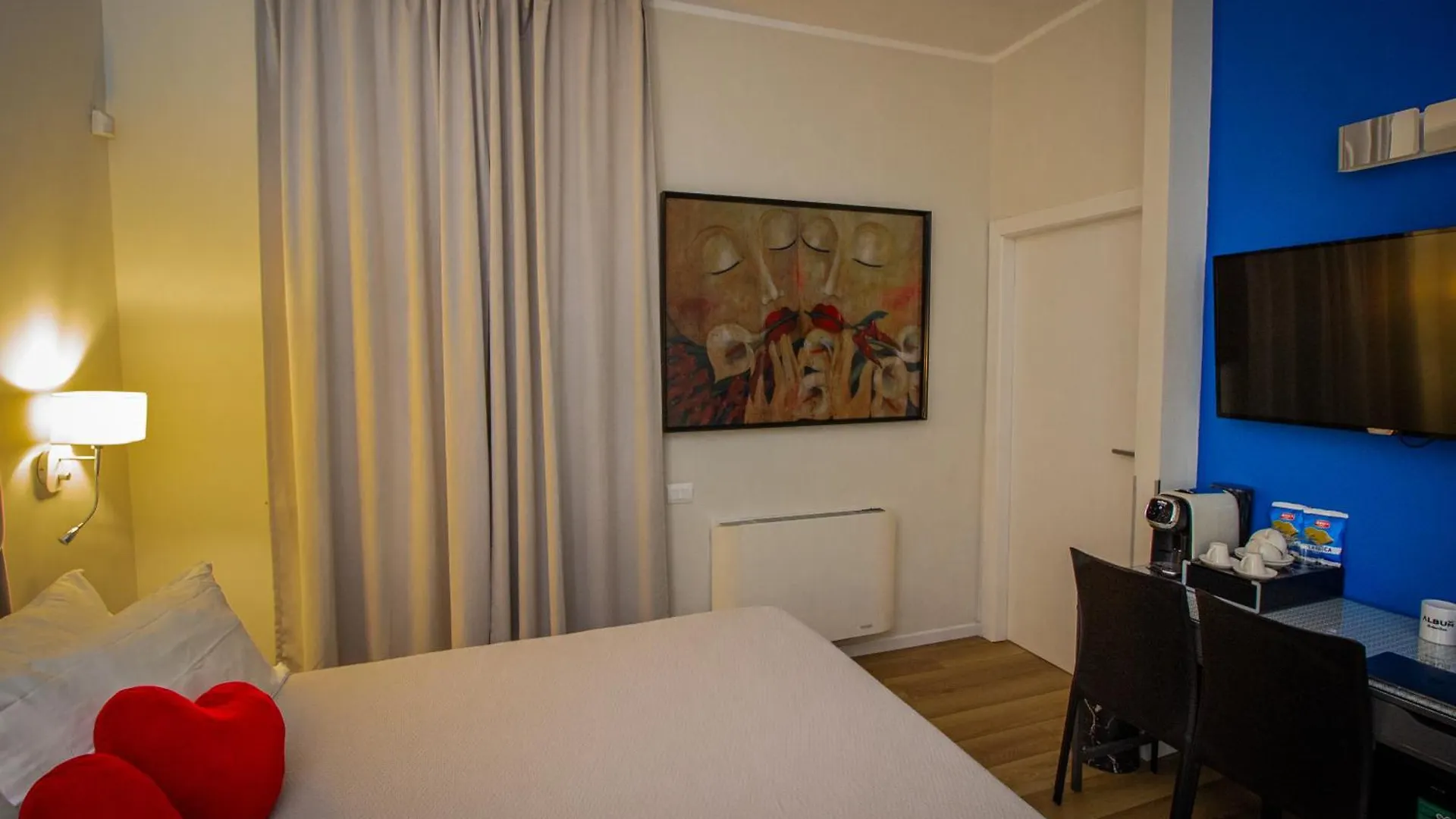 Album Boutique Rooms Sassari 2*,  Włochy