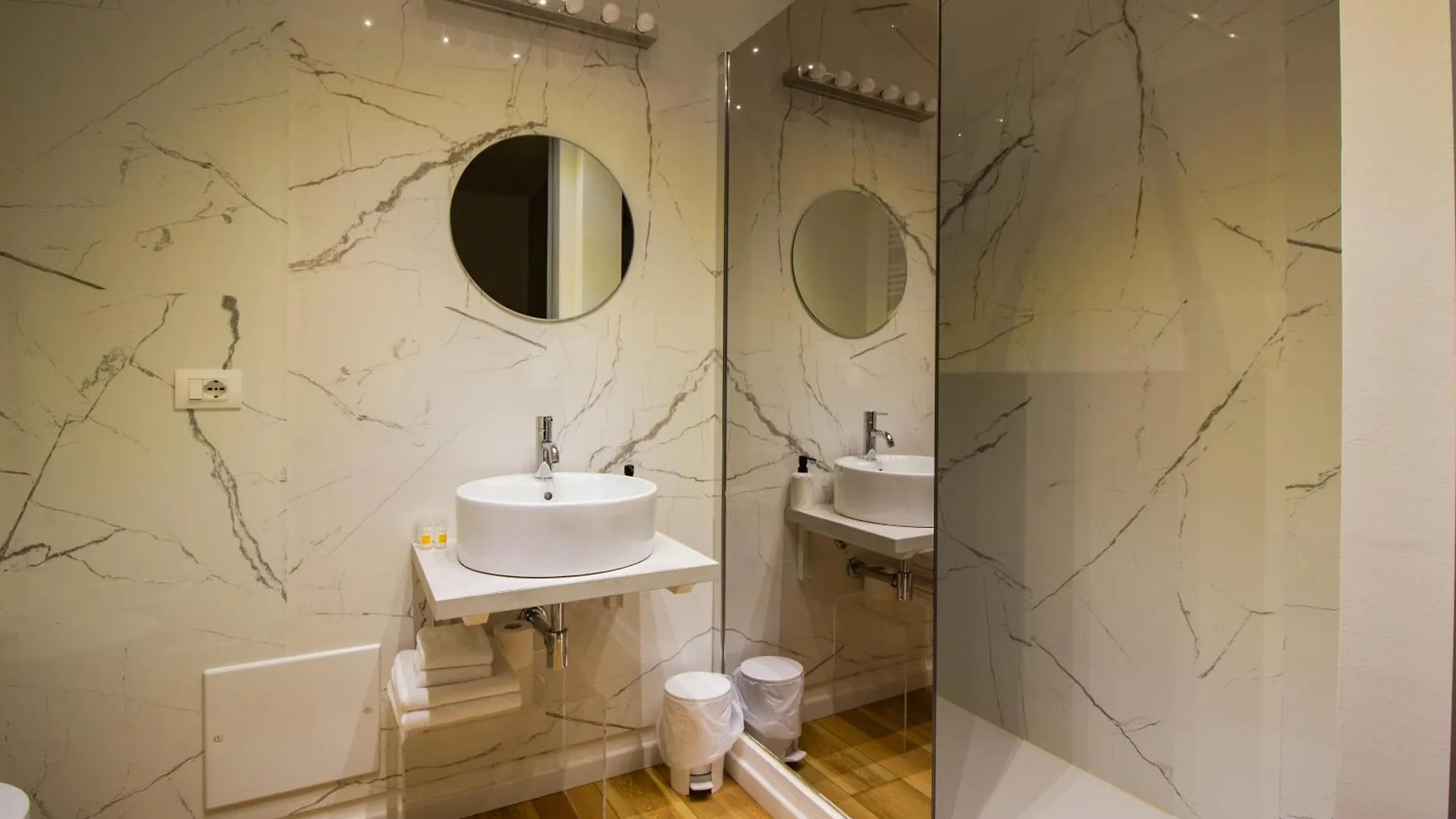 Album Boutique Rooms Sassari Bed & Breakfast