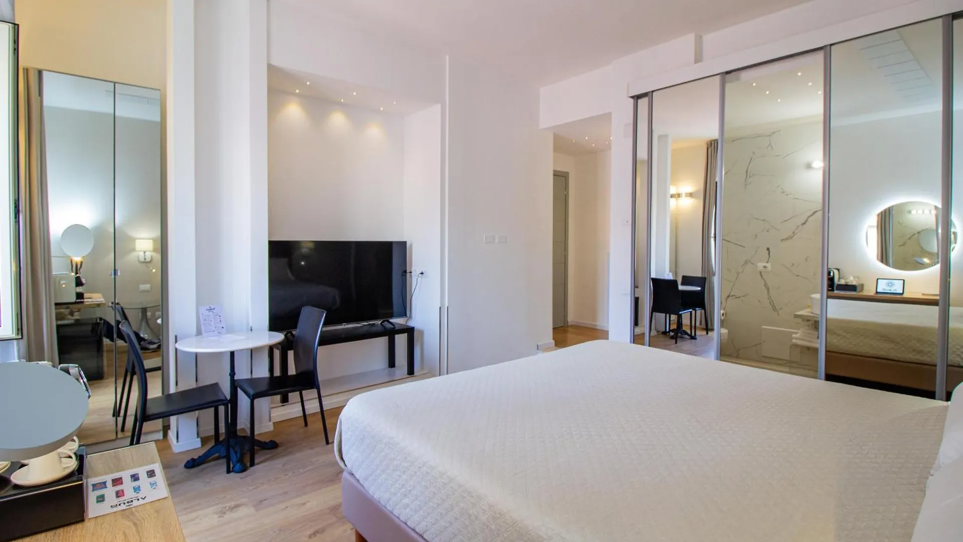 Album Boutique Rooms Sassari Nocleg ze śniadaniem