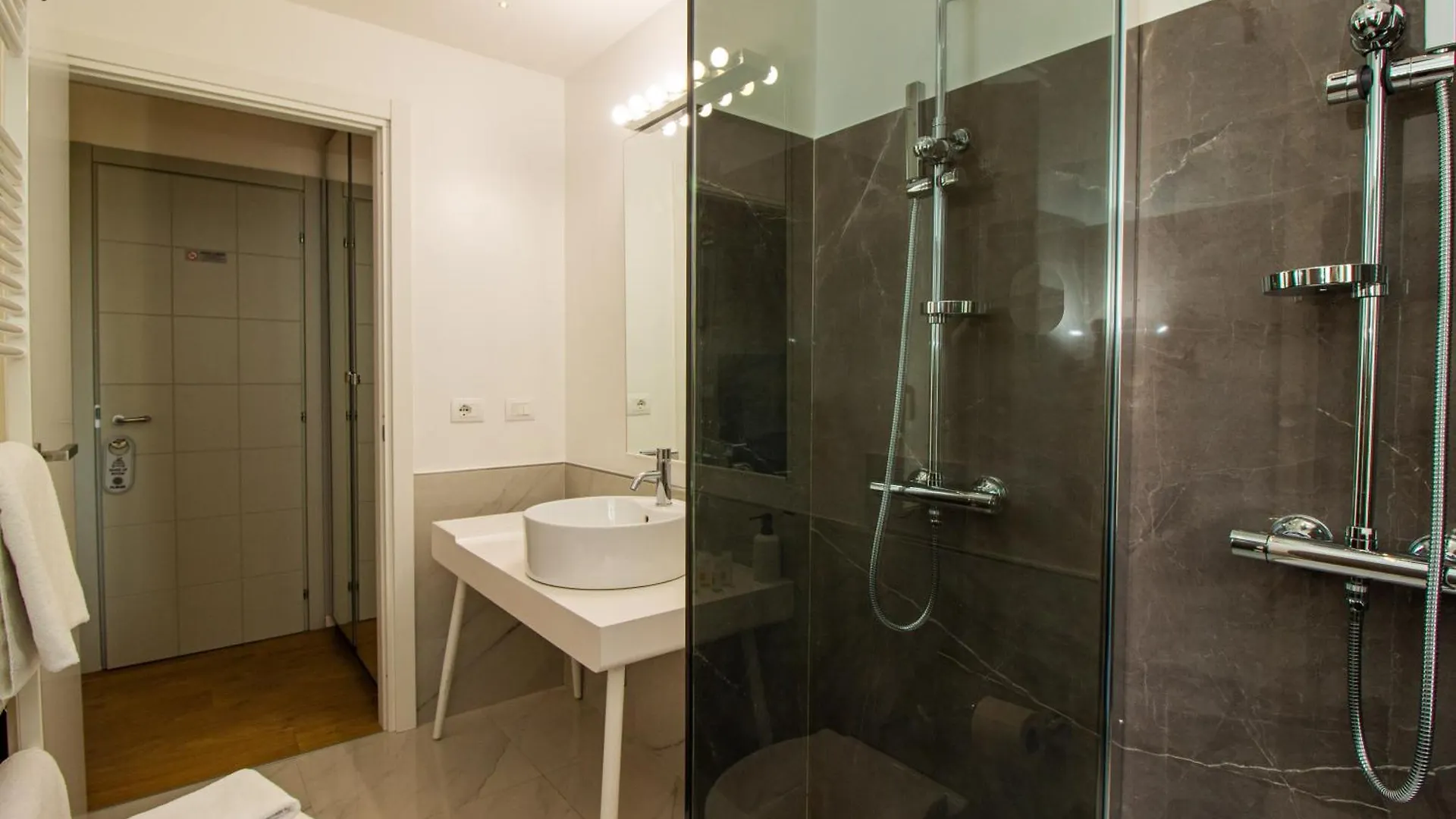 Album Boutique Rooms Sassari